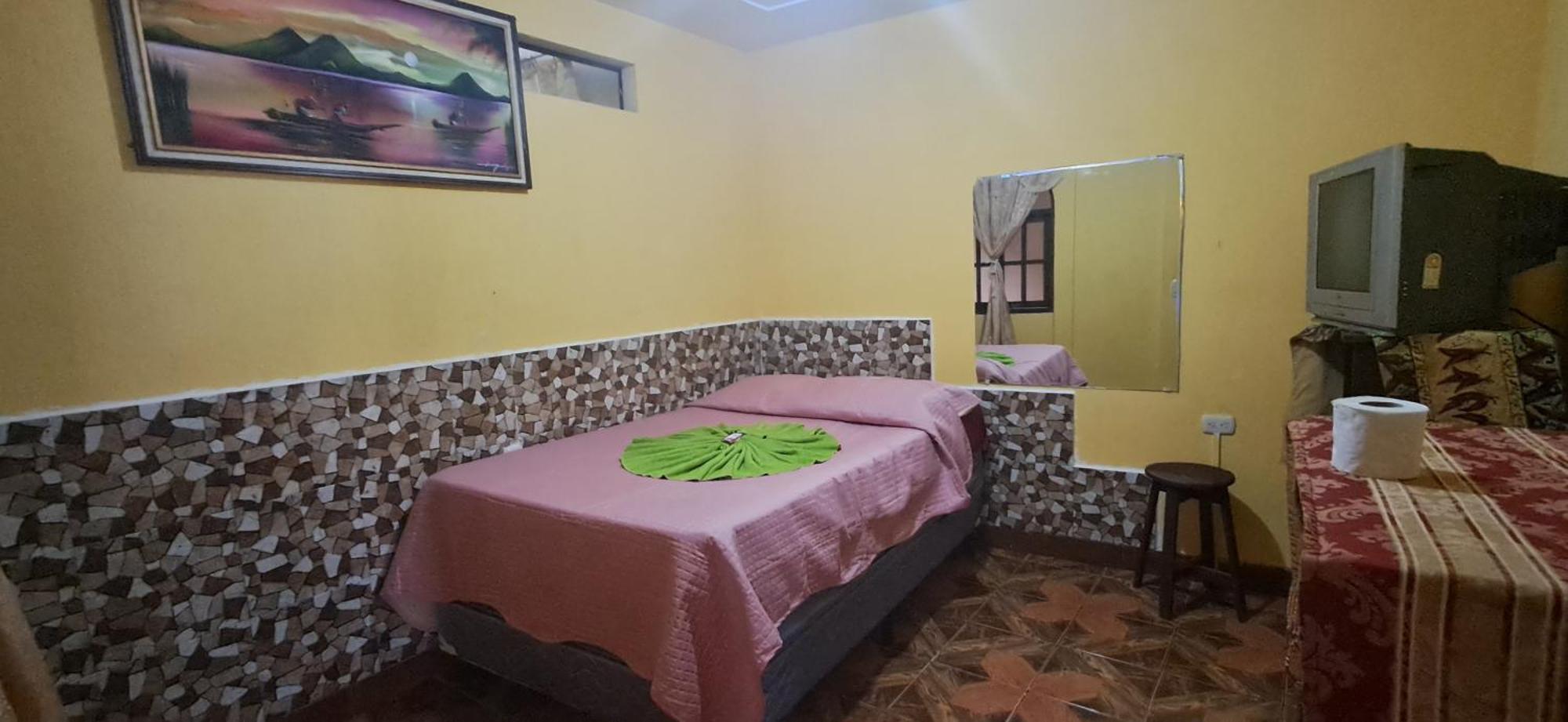 Hospedaje Gonzalez San Pedro La Laguna Eksteriør bilde